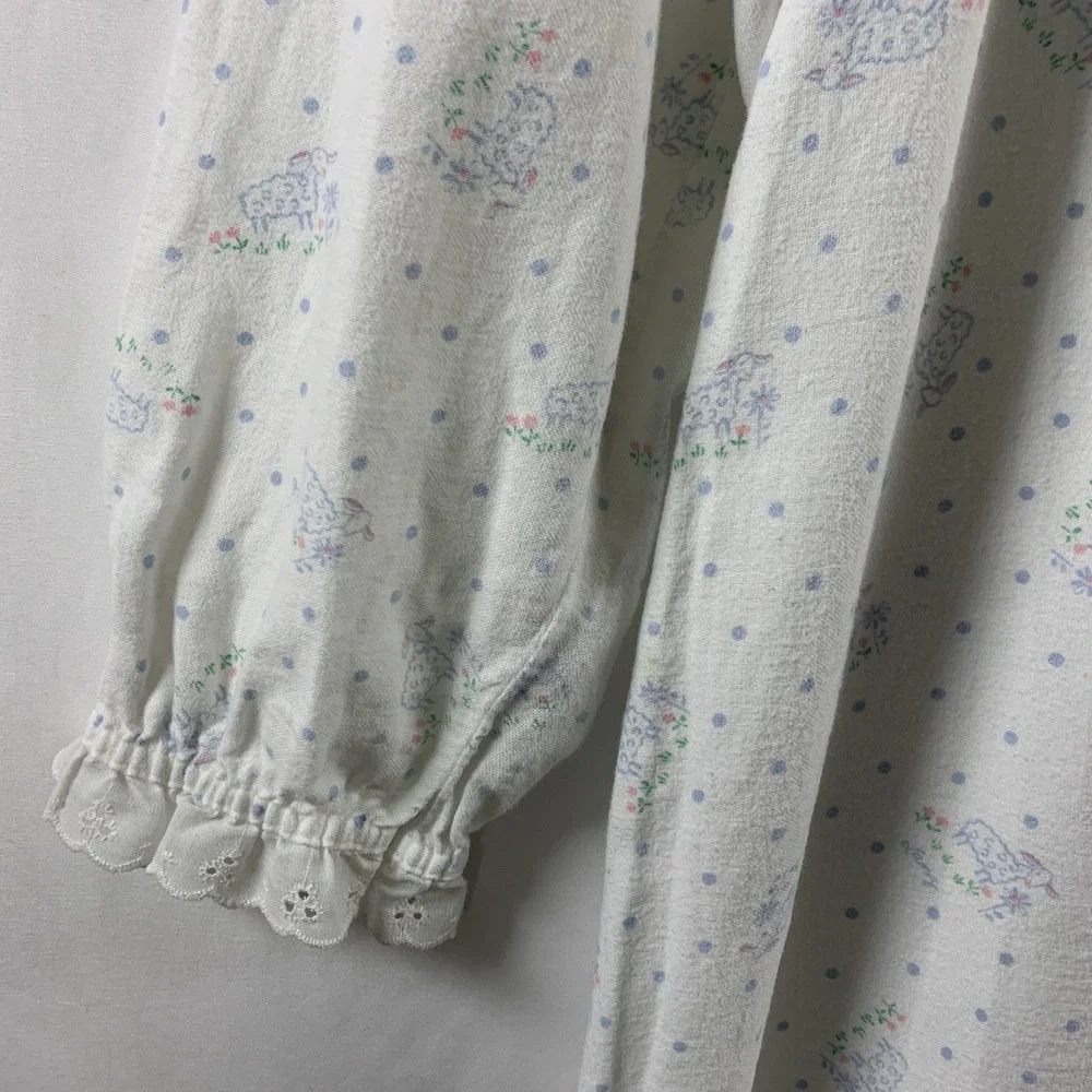 VTG Lanz of Salzburg Flannel Sheep Nightgown Size M Prairie Cottage Lace Trim